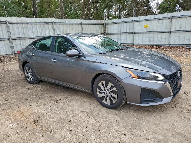 Фото 4 - NISSAN ALTIMA