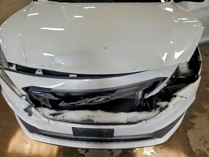 Фото 11 - HYUNDAI SONATA