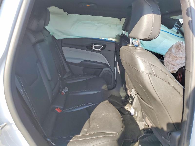 Фото 11 - JEEP COMPASS