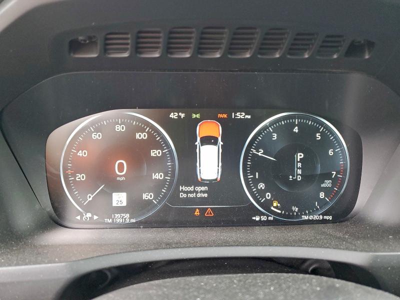 Фото 9 - VOLVO XC90