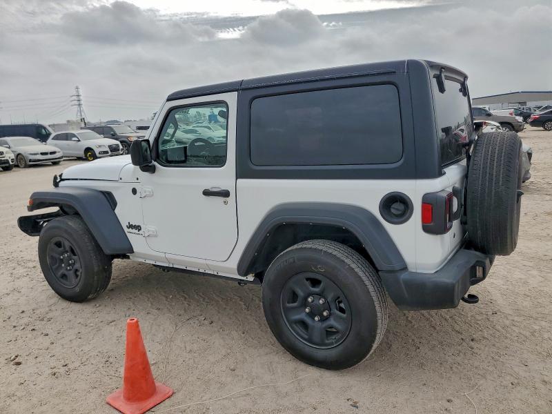 Фото 2 - JEEP WRANGLER