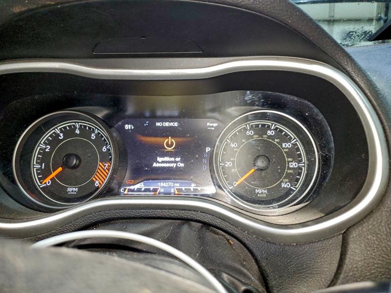 Фото 9 - JEEP GRAND CHER