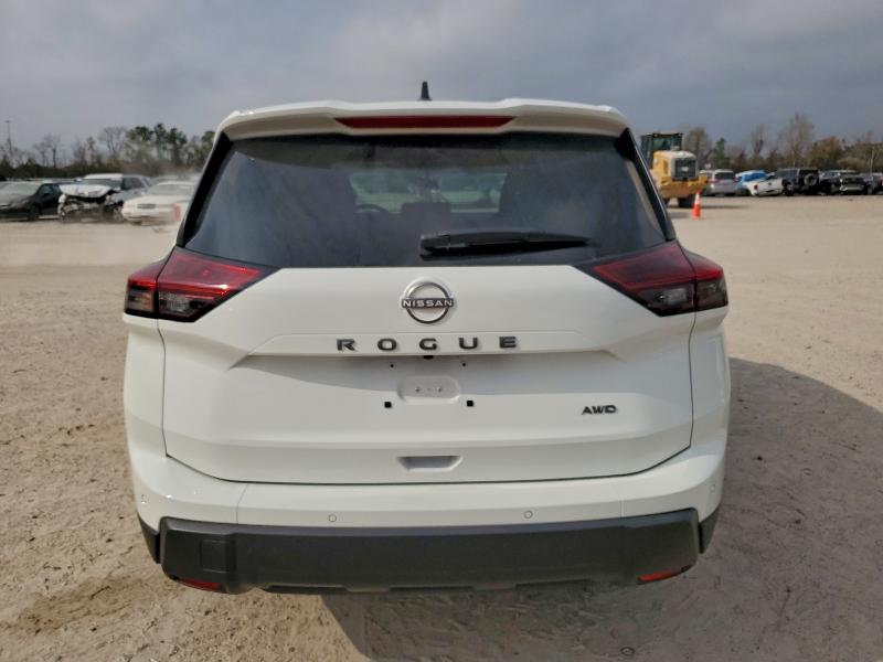 Фото 6 - NISSAN ROGUE