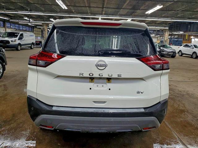 Фото 6 - NISSAN ROGUE