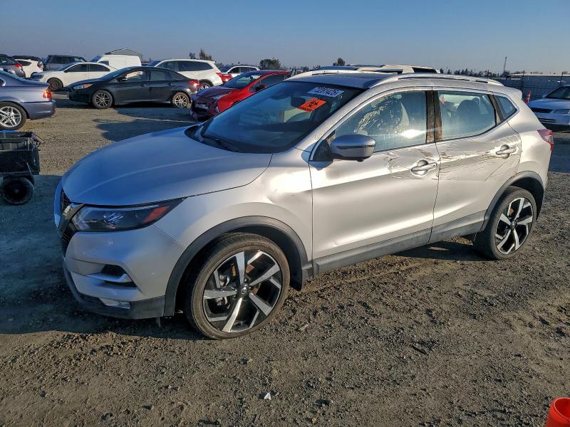 Фото 1 - NISSAN ROGUE