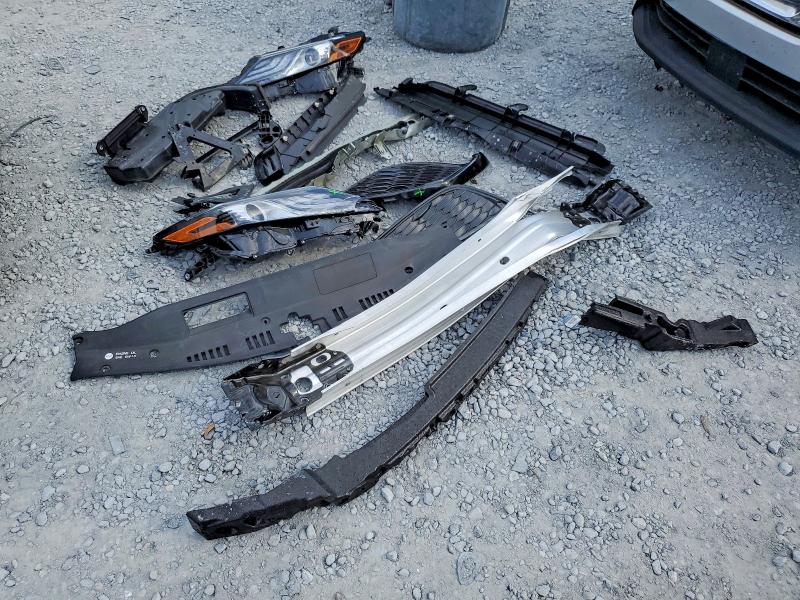 Фото 12 - TOYOTA CAMRY