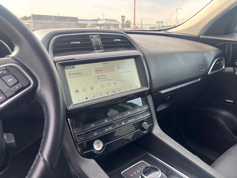 Фото 9 - JAGUAR F-PACE