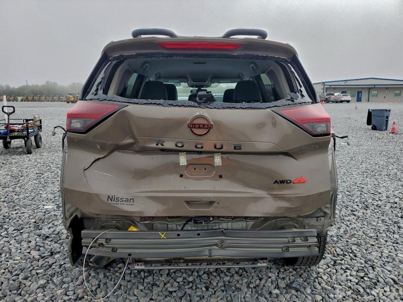 Фото 6 - NISSAN ROGUE