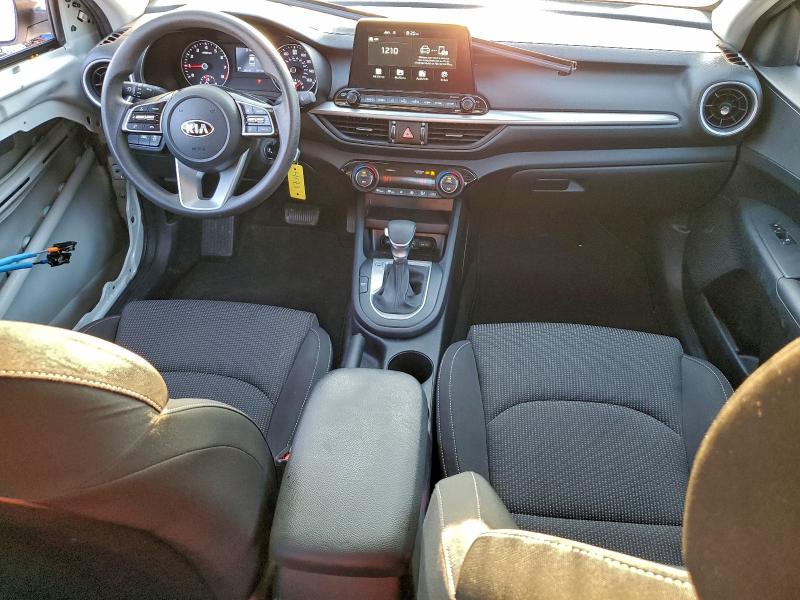 Фото 8 - KIA FORTE