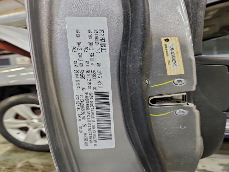 Фото 13 - JEEP COMPASS