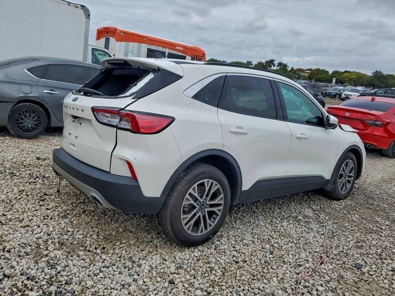 Фото 3 - FORD ESCAPE