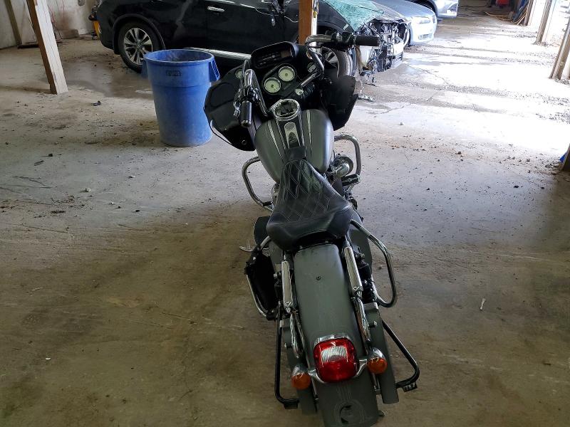 HARLEY-DAVIDSON FL 2004