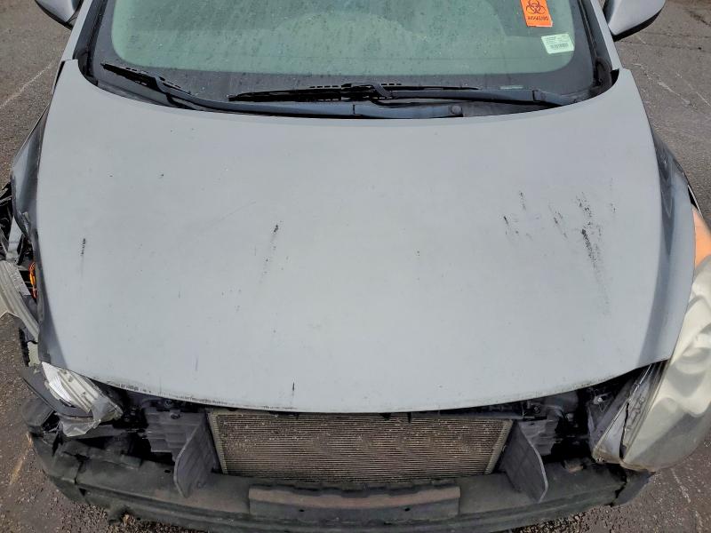 Фото 11 - HYUNDAI ELANTRA