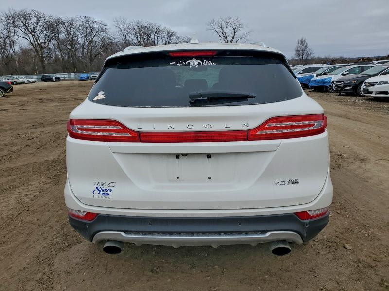 Фото 6 - LINCOLN MKZ