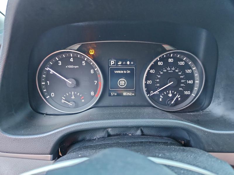 Фото 9 - HYUNDAI ELANTRA