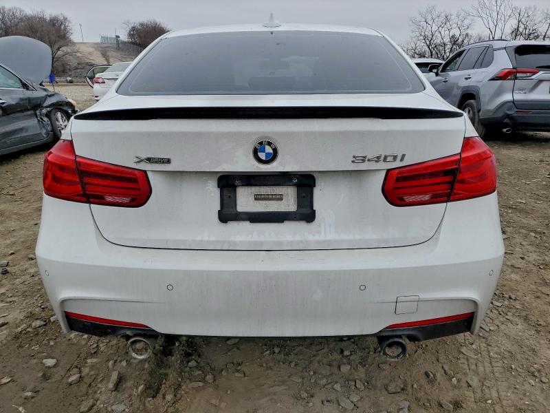 Фото 6 - BMW 3 SERIES