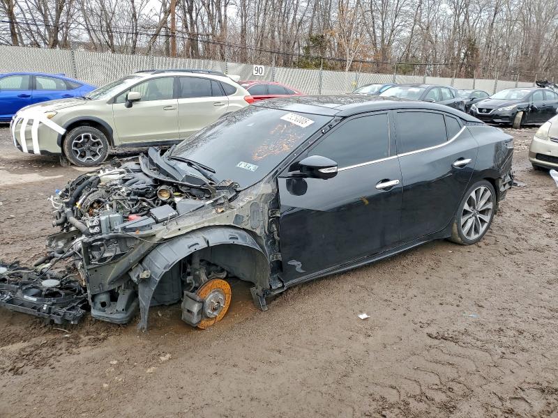 Фото 1 - NISSAN MAXIMA