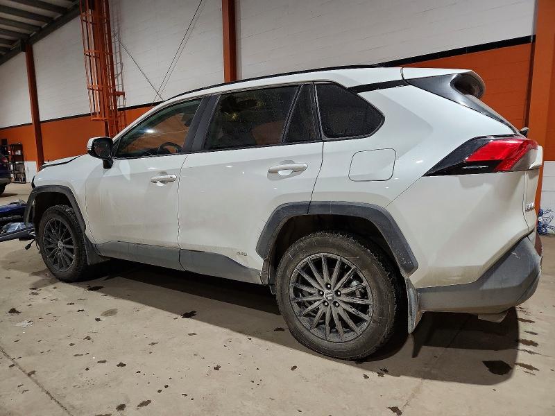 Фото 2 - TOYOTA RAV4