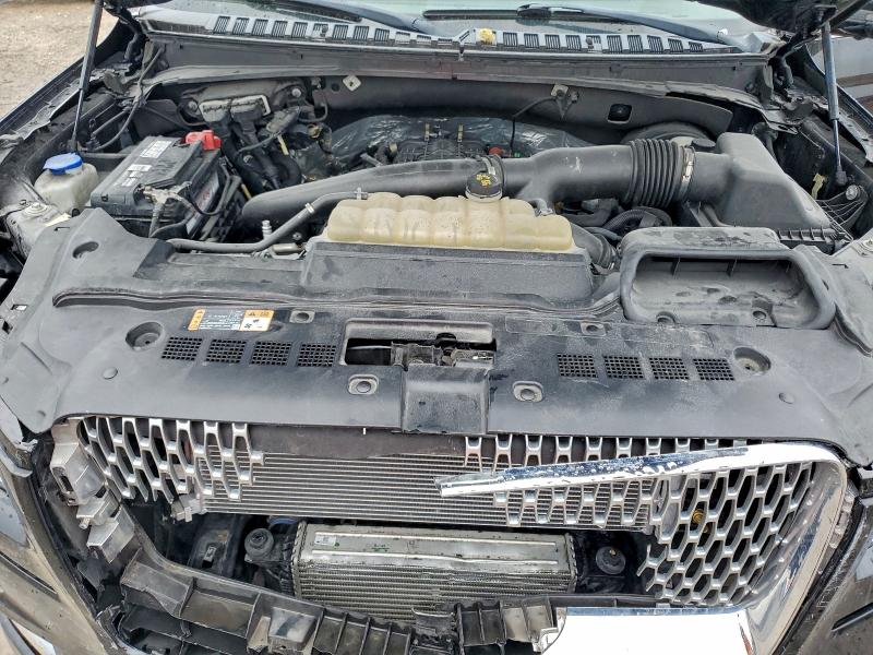 Фото 12 - LINCOLN NAVIGATOR