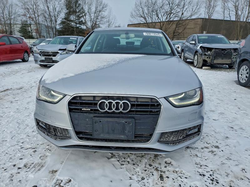 Фото 5 - AUDI A4