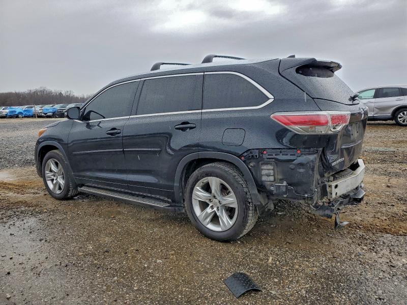 Фото 2 - TOYOTA HIGHLANDER