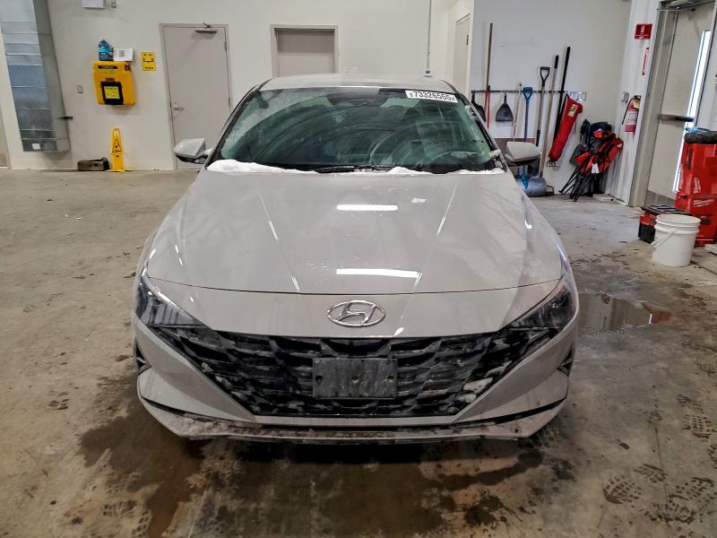 Фото 5 - HYUNDAI ELANTRA