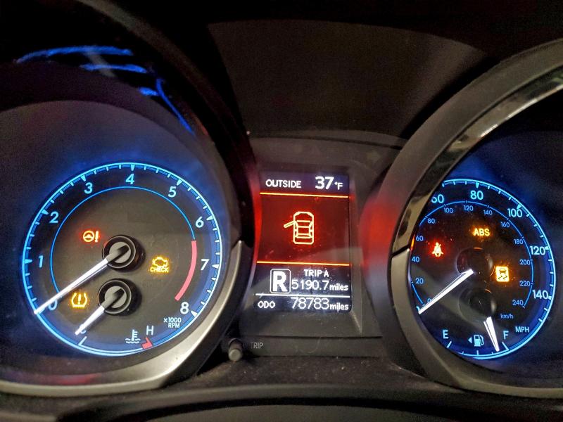 Фото 9 - TOYOTA COROLLA