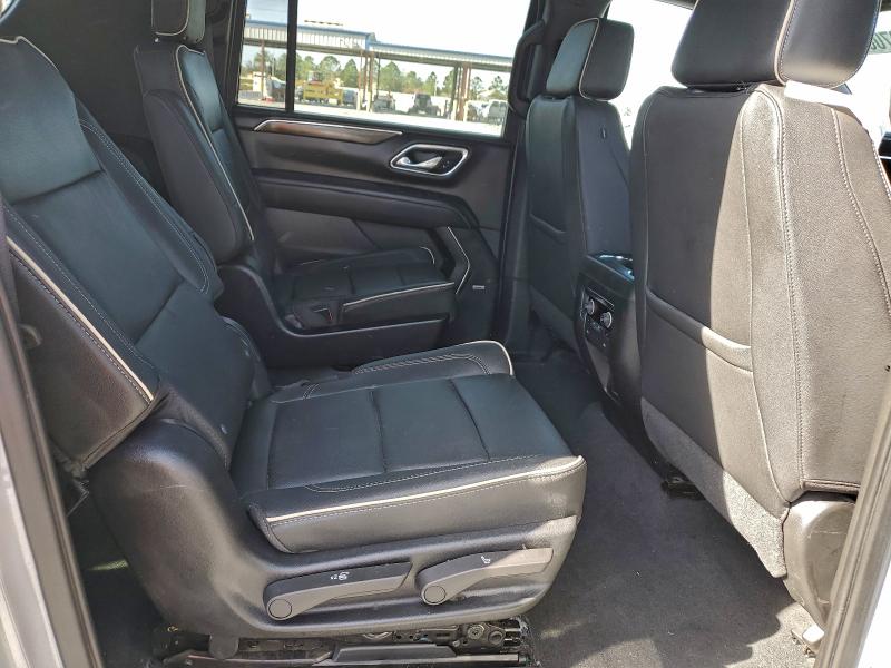 Фото 11 - CHEVROLET SUBURBAN