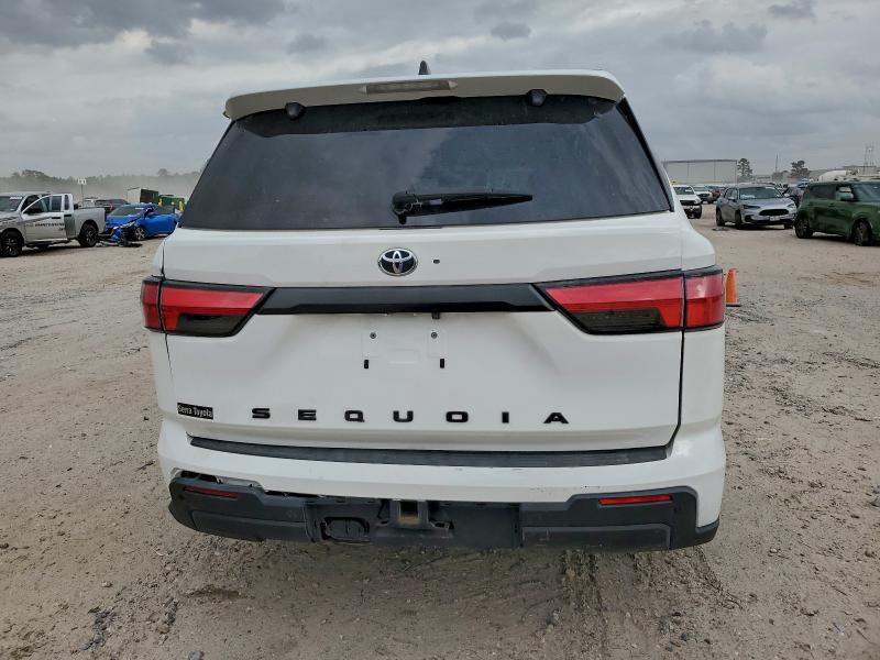 Фото 6 - TOYOTA SEQUOIA