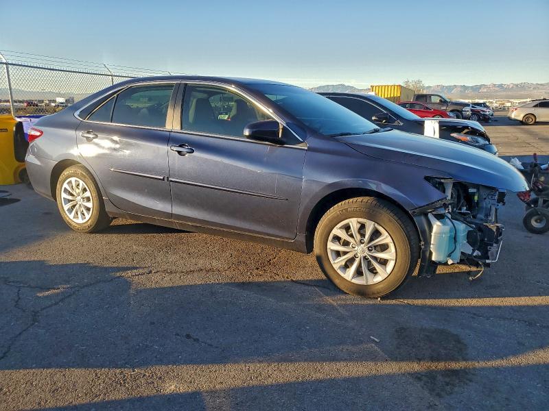 Фото 4 - TOYOTA CAMRY