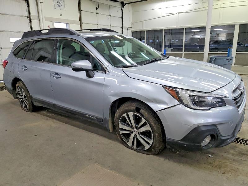 Фото 4 - SUBARU OUTBACK