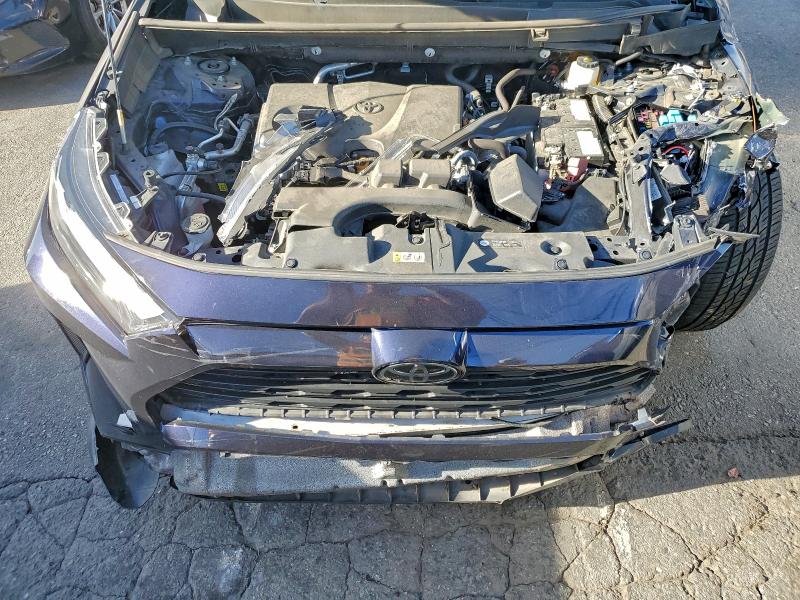 Фото 11 - TOYOTA RAV4