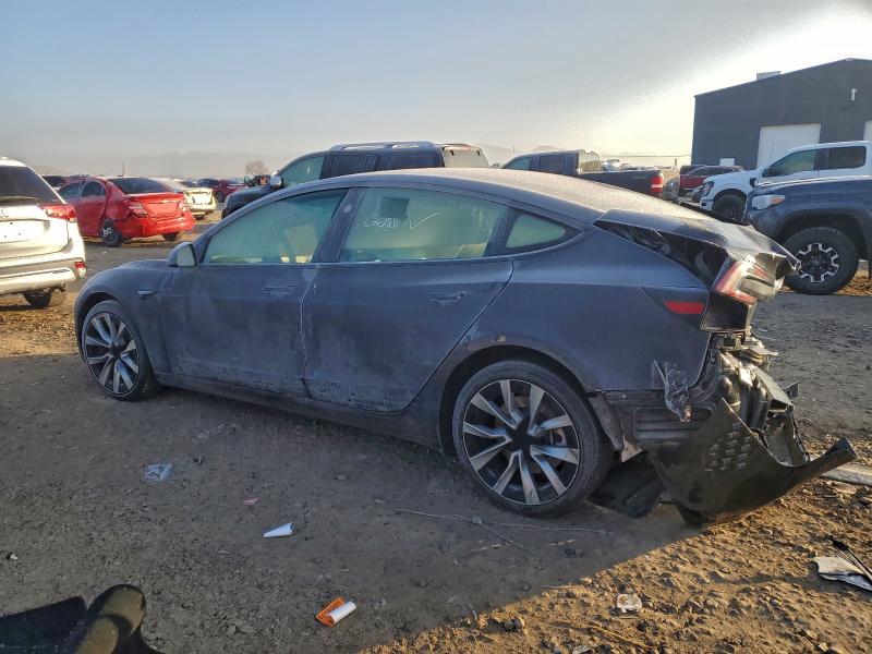 Фото 2 - TESLA MODEL 3