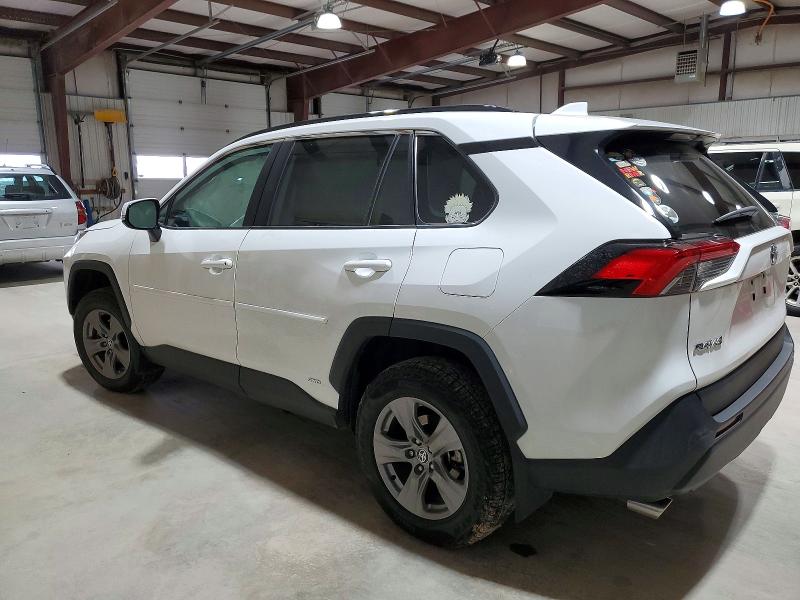 Фото 2 - TOYOTA RAV4