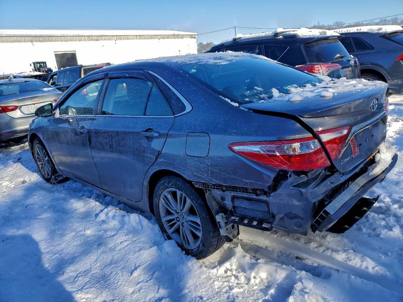 Фото 2 - TOYOTA CAMRY