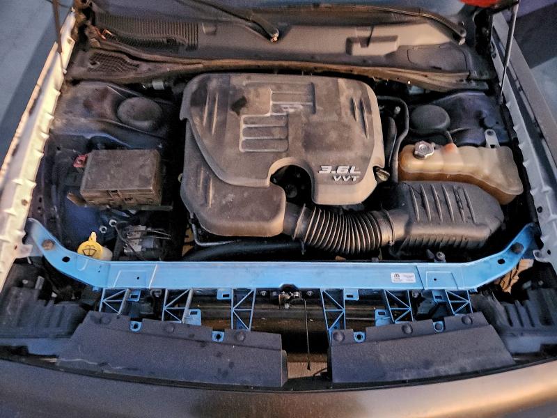 Фото 11 - DODGE CHALLENGER