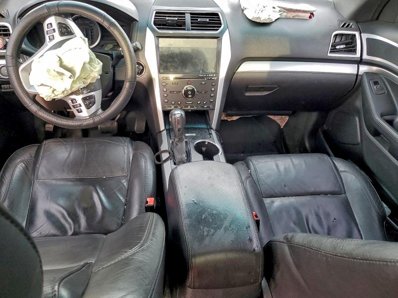 Фото 8 - FORD EXPLORER