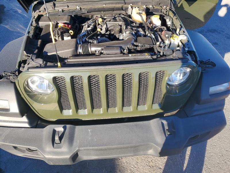 Фото 12 - JEEP WRANGLER