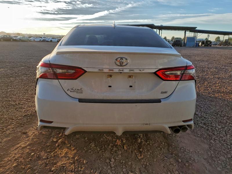 Фото 6 - TOYOTA CAMRY