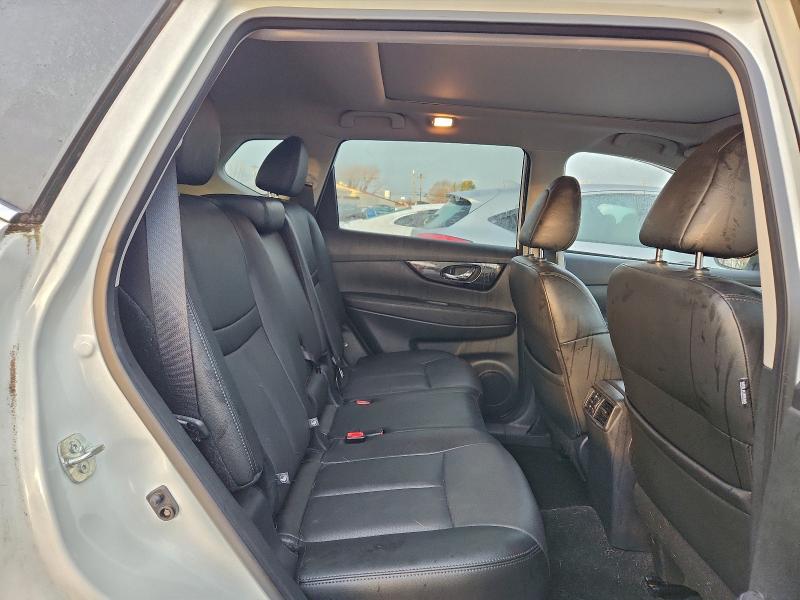 Фото 10 - NISSAN ROGUE