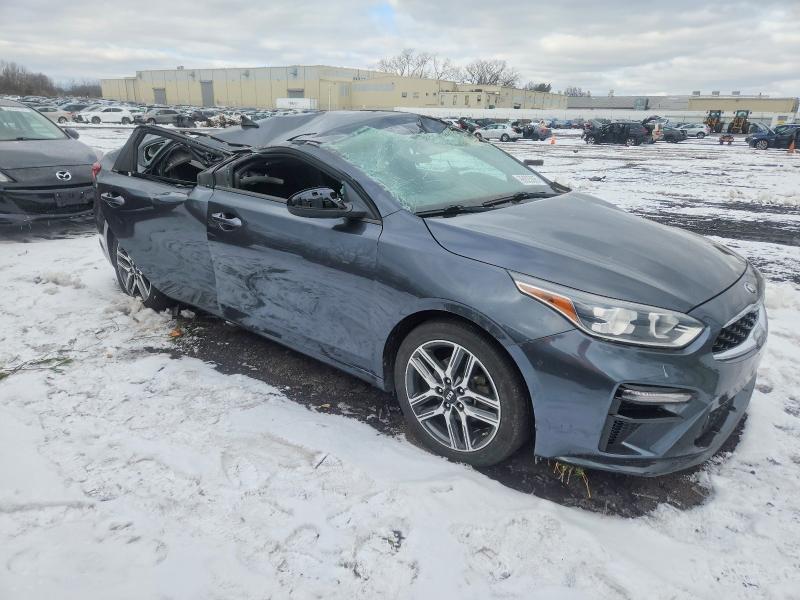 Фото 4 - KIA FORTE