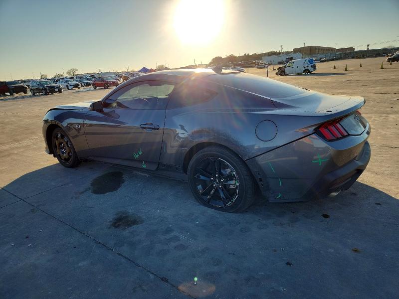 Фото 2 - FORD MUSTANG