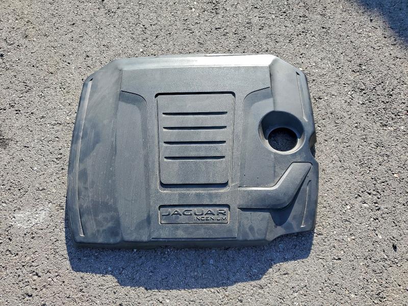 Фото 12 - JAGUAR F-PACE