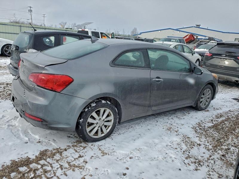 Фото 3 - KIA FORTE