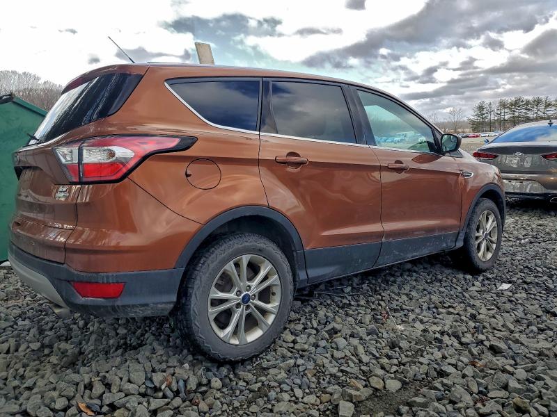 Фото 3 - FORD ESCAPE