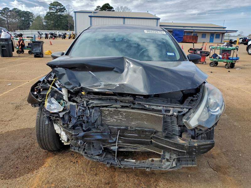 Фото 5 - KIA FORTE