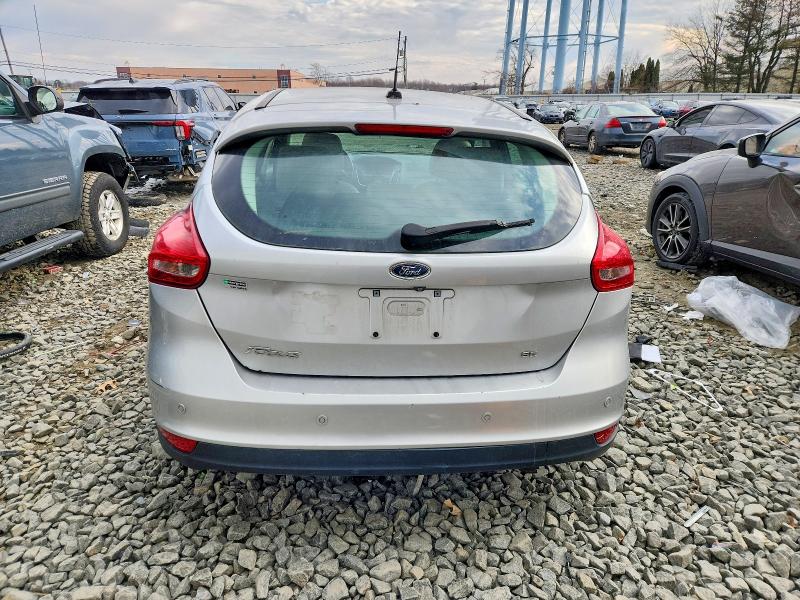 Фото 6 - FORD FOCUS