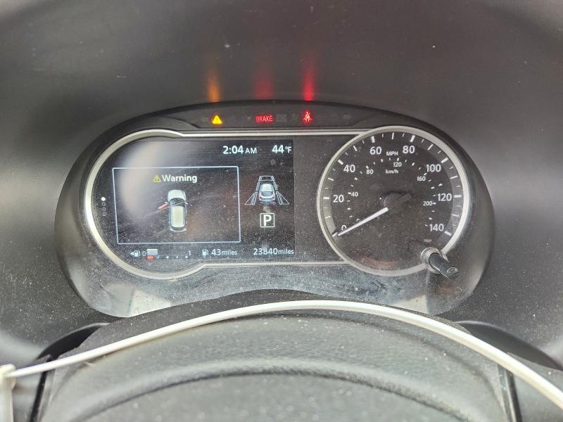 Фото 9 - NISSAN KICKS