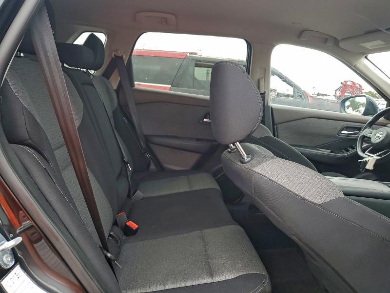 Фото 11 - NISSAN ROGUE