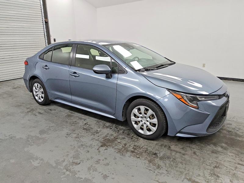 Фото 4 - TOYOTA COROLLA